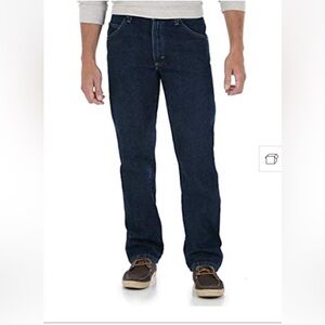 NWT wrangler Jeans regular fit size 42X30